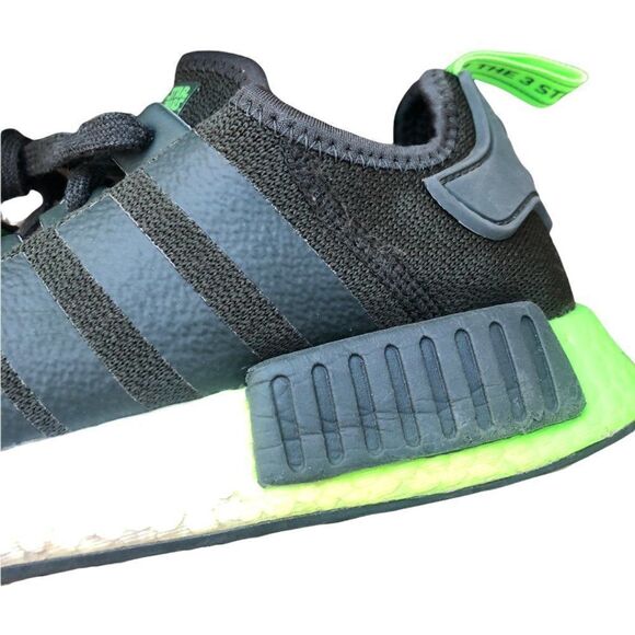 RARE adidas NMD R1 Star Wars Yoda Size 8.5 - Picture 9 of 16
